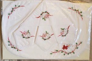 Vintage Christmas Linen Placemat & Napkin Set of 4 Embroidered Bird w/Holly NEW - Picture 1 of 2