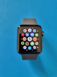 Apple Watch Series 3 42mm (model A1859 8GB) gwiezdna szarość - Zdjęcie 1 z 16