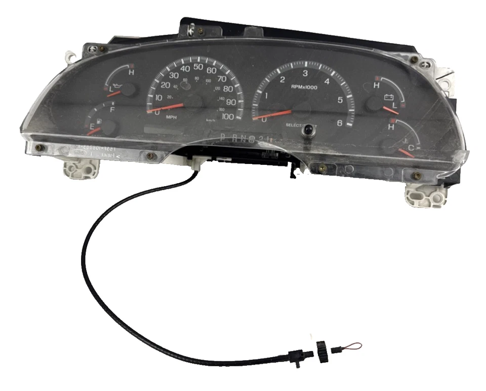 Cuadro de instrumentos velocímetro Ford Expedition 99-03 XL3F-10848-BB 150 k Foto 1 de 4