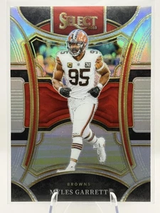 2023 Panini Select #422 Myles Garrett Silver Prizms - Picture 1 of 2