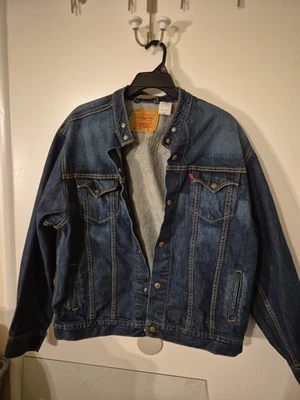Chaqueta Levi Jean extra grande para hombre Foto 1 de 4