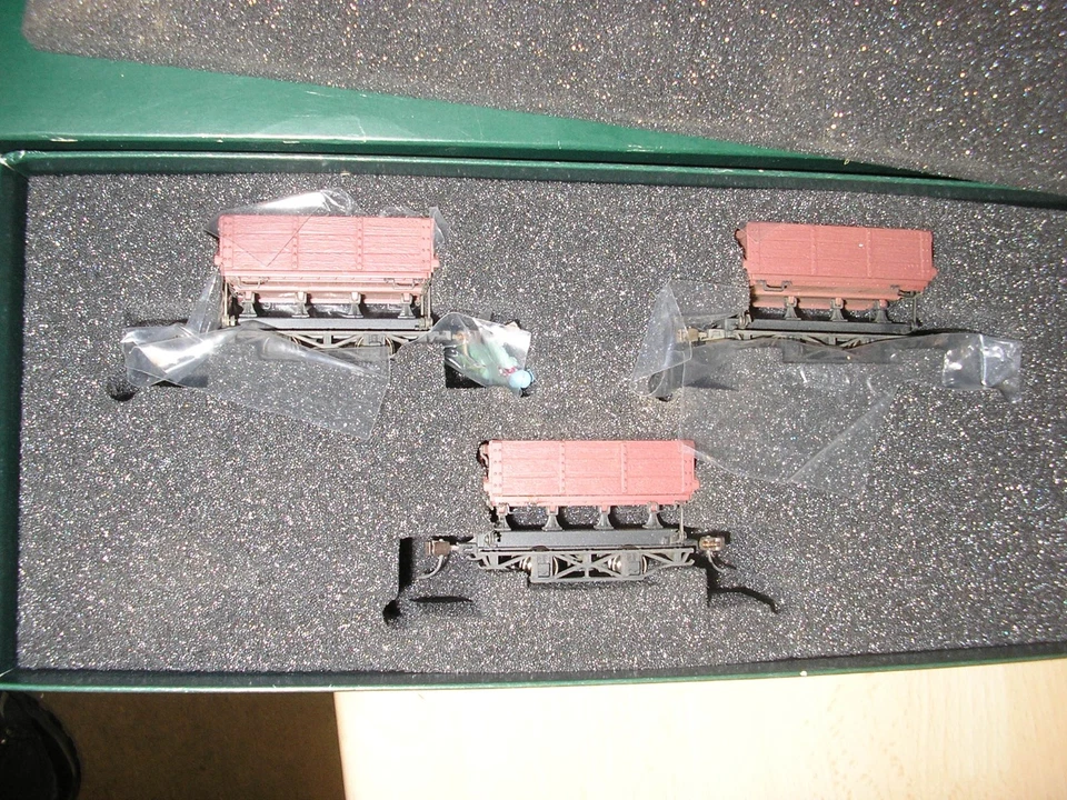 Bachmann Spectrum On30 mining dump cars. Wood sides. Qty 3. Diecast. 29801 - Image 1 of 2