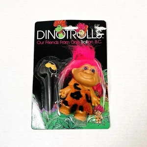 Raro Años 90 Nuevo De Colección 1992 My Kids Dinotrolls Muñeca Troll Nuevo en Paquete Pelo Rosa Estampado Leopardo - Imagen 1 de 8