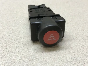 Unidad de control de interruptor de peligro Infiniti G35 03 06 luces de peligro de fábrica - Imagen 1 de 2