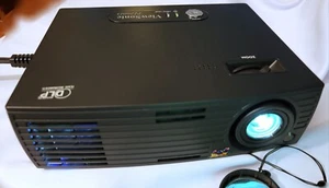 TI ViewSonic Black VS11935 PJ2600 DLP Projector WORKS Includes  Remote and Case - Picture 1 of 4