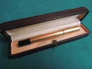 PENNA STILOGRAFICA- RIENTRANTE SENZA NOME - LAMINATA ORO GOLD PENNINO NIB - Foto 1 di 8