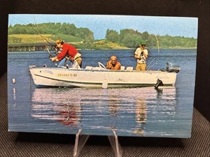 POSTCARD: Fishing With A Boat Is Great X7 - Picture 1 of 2