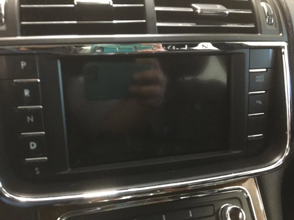 Pantalla Info-GPS-TV compatible con 17-20 Lincoln Continental 922602 Foto 1 de 4