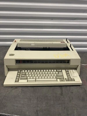 IBM Lexmark Wheel Writer 10 Series II Electronic Typewriter 6783 - Image 1 of 4