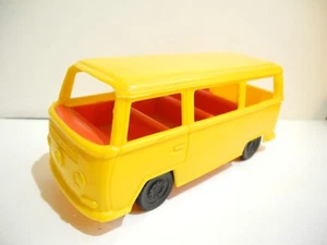 VOLKSWAGEN T2 VINTAGE PROMO MODELS FOR THE CHOCOLATE FACTORY FILLED WITH PRALINE - Picture 1 of 17