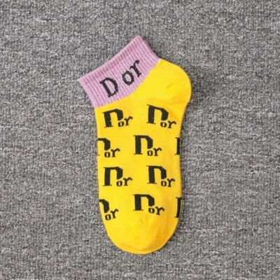 3 pares de calcetines deportivos para mujer al tobillo con logotipo de moda comodidad en la calle calcetines deportivos causales Foto 1 de 4