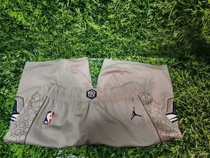 NBA Charlotte Hornets Game Shorts Gray Size XL 42 +2 Year 2019-20 - Picture 1 of 5