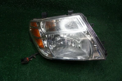 2008 09 10 11 12 NISSAN PATHFINDER RIGHT  HEAD LIGHT OEM209007001 - Image 1 of 4