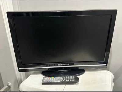Techwood 22" Freeview Ready Full HD LCD TV Model 22884 - Fully Working - Image 1 of 2