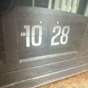 Vintage Panasonic RC-6234 Flip Clock AM FM Radio Working & Good Condition  - Picture 1 of 12