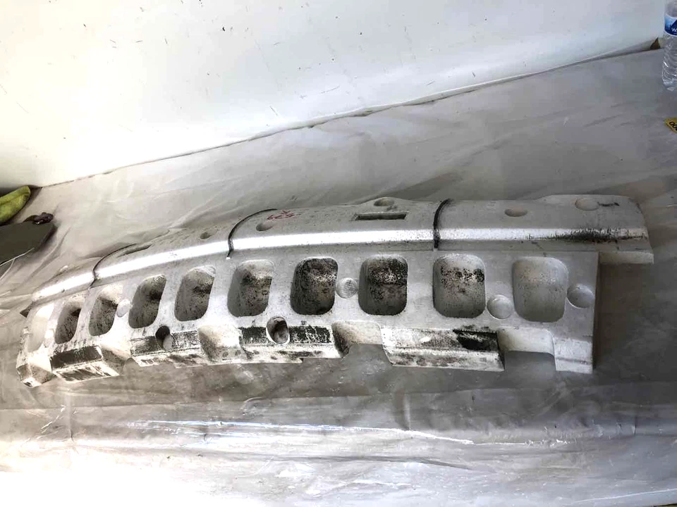 Parachoques trasero deportivo utilitario Nissan Murano 2006 amortiguador de impacto ID 85090-CA000 Foto 1 de 4