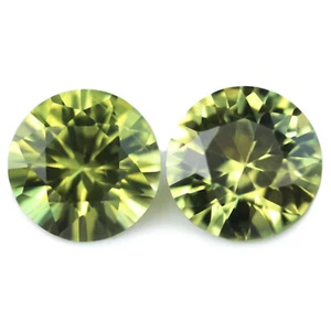 Certified 0.60ct Natural Lime Green Sapphire VVS Brilliant Round Matching Pair - Picture 1 of 2