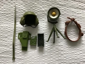 Vintage Action man accessories, spot light, helmet, belt, pistol holder etc - Picture 1 of 7