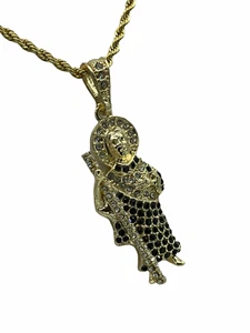 San Judas Medalla con Cadena Torzal Oro Chapado Piedras Negraos Dije NUEVO - Picture 1 of 3