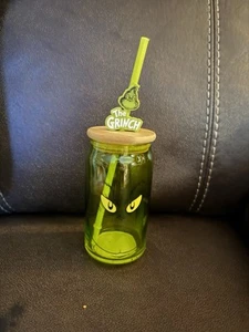 Sleigh Bell Bistro Grinch Drinking Glass With Straw - Picture 1 of 4