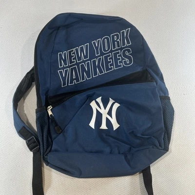 Mochila New York Yankees • Bolso para libros MLB azul con logotipo y bolsillo frontal con cremallera Foto 1 de 4