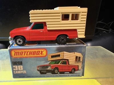 Camioneta Ford Matchbox Lesney Superfast MB38 con cámper con caja rara difícil de encontrar L-39C Foto 1 de 4
