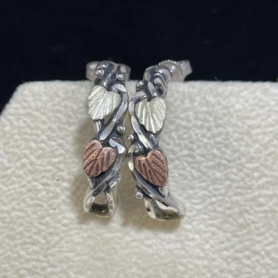 Pendientes de aro Black Hills de oro de ley con demi florales de plata 925 de 10 quilates de colección 4,41 g Foto 1 de 4