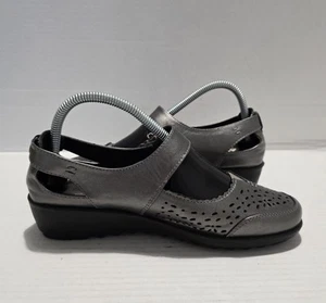 CARAVELLE BLACK MARY JANE COURT SHOES LADIES WOMENS UK SIZE 6 WORN ONCE - Picture 1 of 10