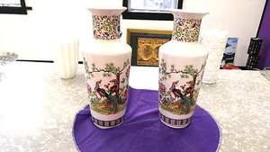 Japanese set of 2 tall vases made in Italy pottery art vases HAND PAINTED - Picture 1 of 9