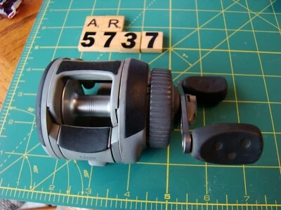 CARRETE DE PESCA BAITCASTER V5737 AR ABU GARCIA EMBAJADOR EON E5600C Foto 1 de 4