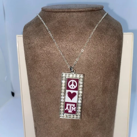 Texas A&M Aggies Women's 17" Chain Pendant Necklace Peace & Love Cover