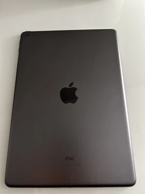 Apple iPad Air (3. Generation) 64GB, WLAN, 26,67 cm (10,5 Zoll) - Space Grau - Bild 1 von 2