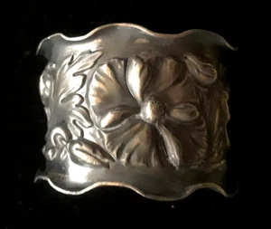 Seltener Silber Serviettenring geriffelt Martele Stil Hvy Repousse Jugendstil Blumen A+ - Bild 1 von 7