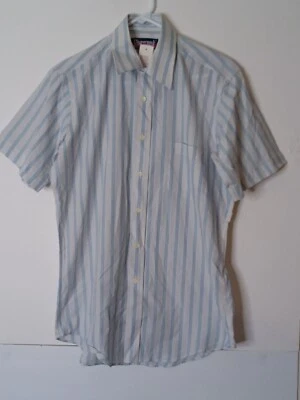 Vintage River Crest Men (15) Large Single Needle Stitch Short Sleeve Button up - Image 1 of 4
