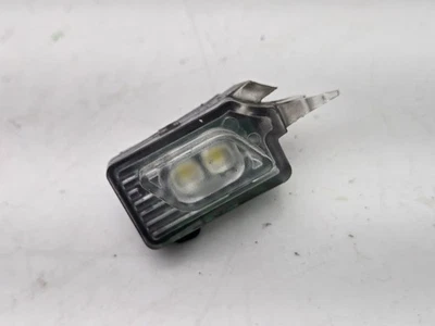 AUDI A4 S4 A5 S5 Q5 2018-2025 - luz puerta interior izquierda 8W0947133 Foto 1 de 4