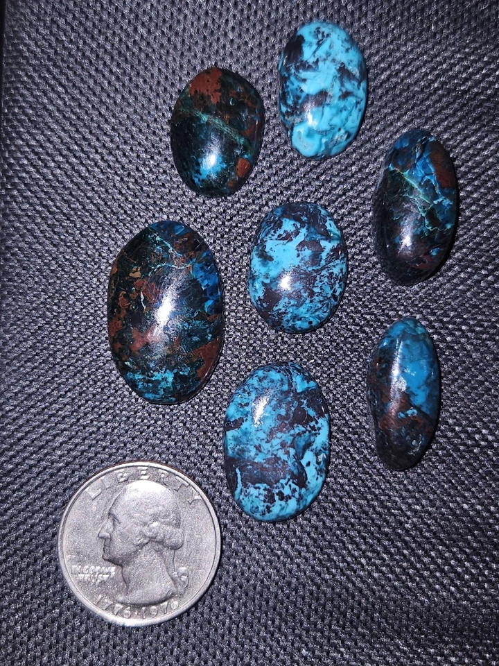 Beautiful Bisbee Lavendar Pit Stones - 7 pieces - Backed - 106.90 carats total - Image 1 of 4