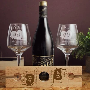 Personalised 40th Ruby Wedding Anniversary Gift for Couples Engraved Wine Glass - Picture 1 of 15