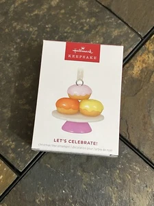 Hallmark Andenken - Let's Celebrate - 2024 **NEU / KOSTENLOSER VERSAND** - Bild 1 von 9