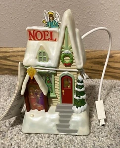 Hallmark Caroling Cottages w/ Hang Tags Noel 2009 Synchronized Music,Light - Picture 1 of 8