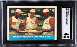 1961 Topps #25 Reds' Heavy Artillery Pinson Bell Robinson SGC 4 - Picture 1 of 2