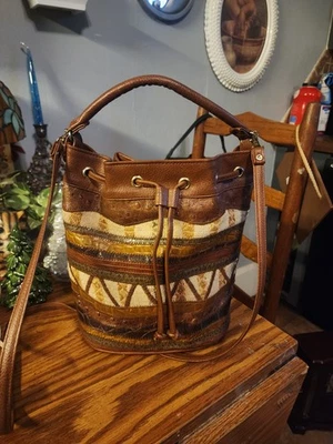 Vintage Neutral Color Block Vegan Leather Bucket Handbag Purse Cinch Top 1980s  - Image 1 of 4
