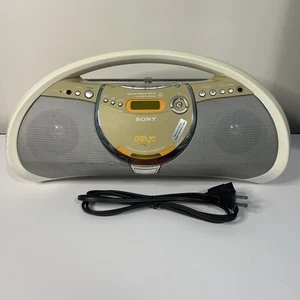 Sony ZS-YN7 Portable Boombox CD/R-RW AM/FM RADIO MegaBass - Tested & Working - Picture 1 of 7