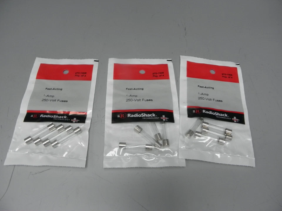 LOT OF 3 RADIOSHACK 270-1005 FAST-ACTING 1-AMP 250-VOLT FUSES 4-PACKS - Изображение 1 из 1