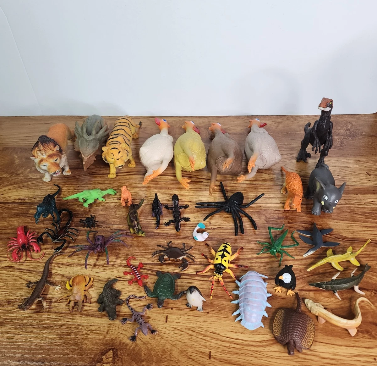 Safari Ltd Animales Lechón 11.8cm | Figuras De Animales | Juguetes Para Niños | No Tóxico Y Libre De BPA | Apto Para Niños De 3 Años En Adelante | Safari Ltd Figuras De Animales De Juguetes