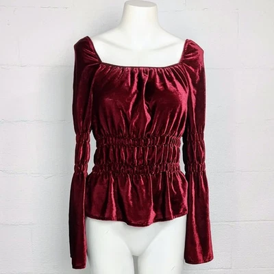 Top de terciopelo rojo Newport News talla 6 Foto 1 de 4