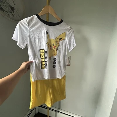 Pokemon Pikachu Niños Manga Corta Pantalones Cortos Pijama Ropa de Dormir Talla 10 NUEVO Foto 1 de 4