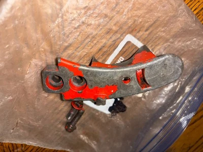 Homelite Super AZUL SXL MANILLAR MONTAJE CON 2 PERNOS OEM ENVÍO GRATUITO Foto 1 de 2