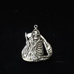 VTG SILVER Tone GRIM REAPER w sickle Biker Pendant 1986 USA G & S - Picture 1 of 3