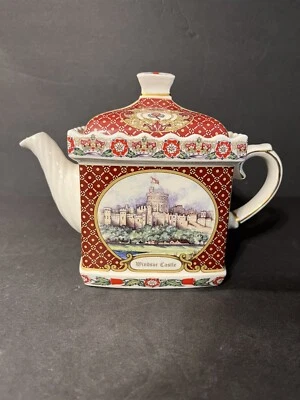 Tetera Castillo de Windsor James Sadler Colección Clásica Hecha en Inglaterra Reino Unido Realeza Foto 1 de 4