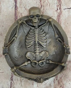 ART DECO BRONCE CLAD Figura DESNUDO Calavera Esqueleto ESTATUA Escultura CENICERO Regalo - Imagen 1 de 10